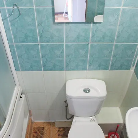 подобово біля форуму високий замок вулиця хмельницького 61 Lvov