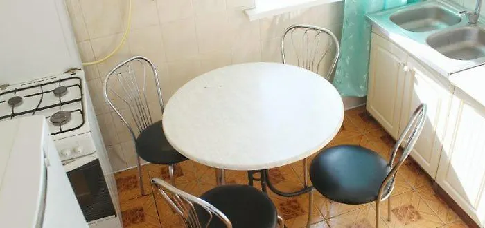 подобово біля форуму високий замок вулиця хмельницького 61 * 利沃夫