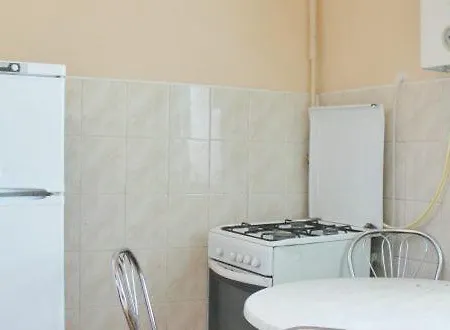 подобово біля форуму високий замок вулиця хмельницького 61 *